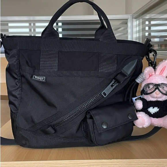 Harvey Black Messenger Bag for Men